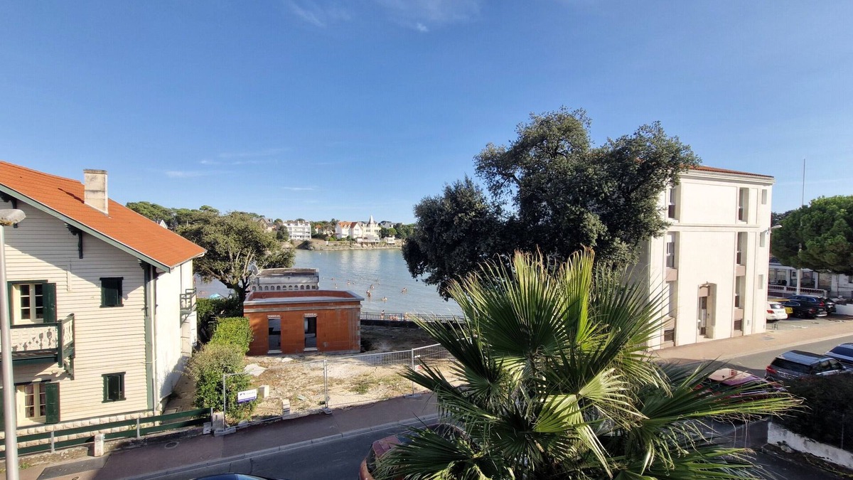 Saint-Palais-sur-Mer Apartment | Saint Palais sur Mer - SUPERB INFINITELY RARE APARTMENT - LE PHALENE