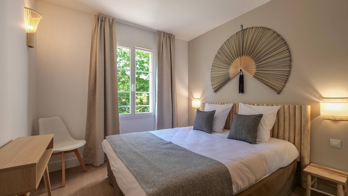 Cote d'Azur- French Riviera Apartment | Saint Tropez 10 - Renovated 2-bedroom apartment with pool and beach 150m away