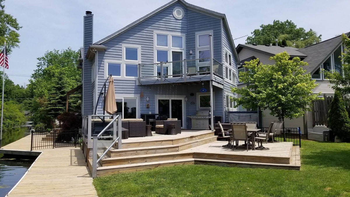 Oxbow House | SALE FROM 600! THIS IS THE ONE! Spacious!Exclusive!Private!Pet Friendly! Kayaks!