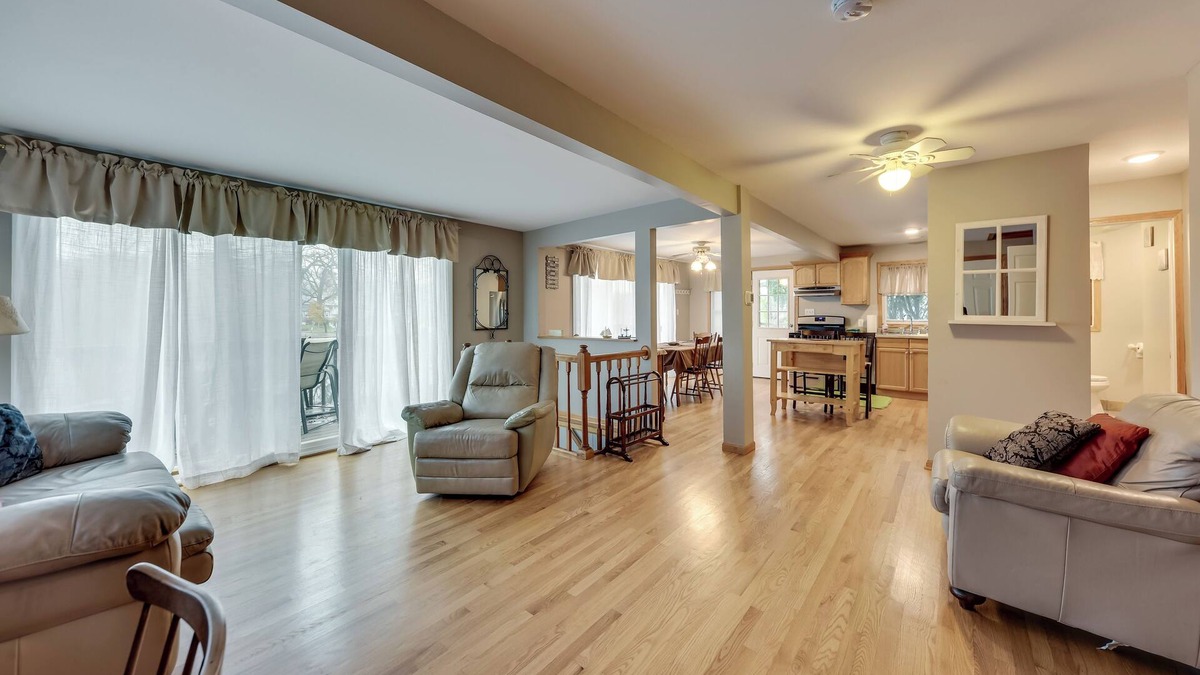 Paddock Lake Cottage | Salem Vacation Home w/Dock: Steps to Paddock Lake