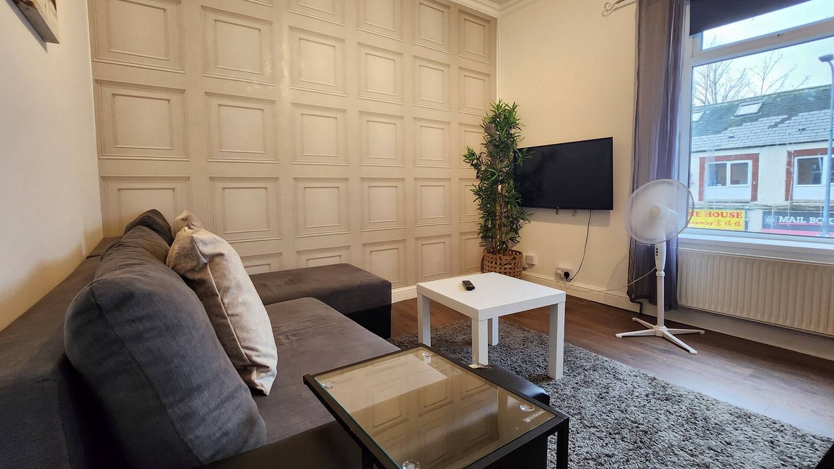 Cathays Apartment | Salisbury Apartment (2 Bed)