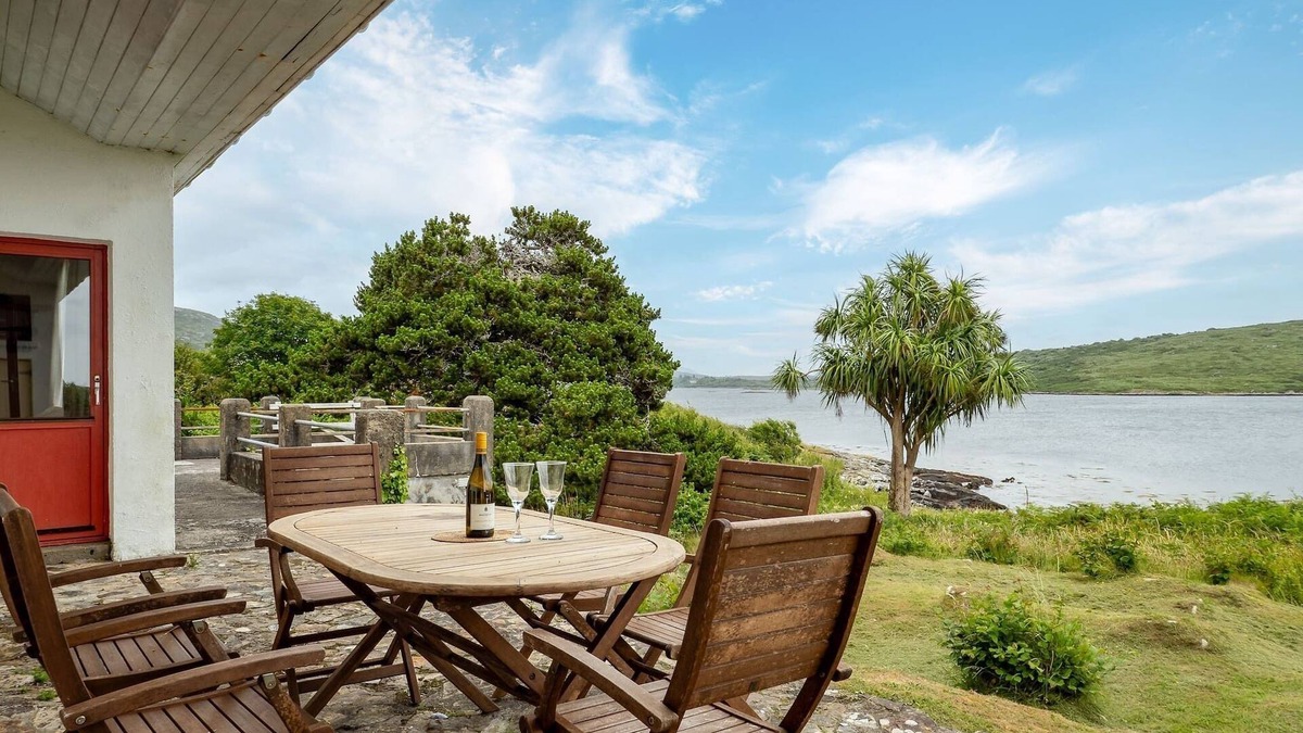 Cashel Ski Chalet | Salmon Cottage offers breathtaking views