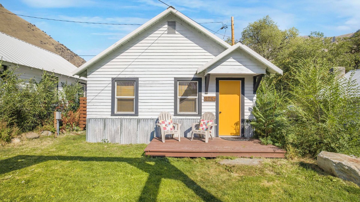 Riggins Cabin | Salmon River Cabin #204