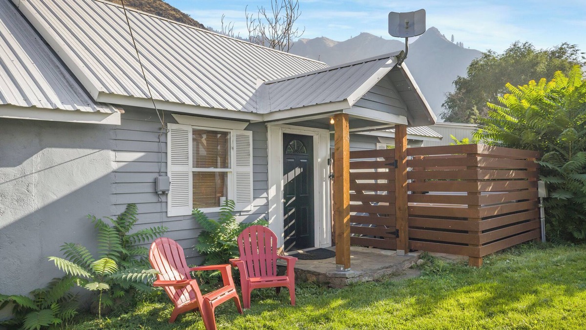 Riggins Cabin | Salmon River Cabin #206