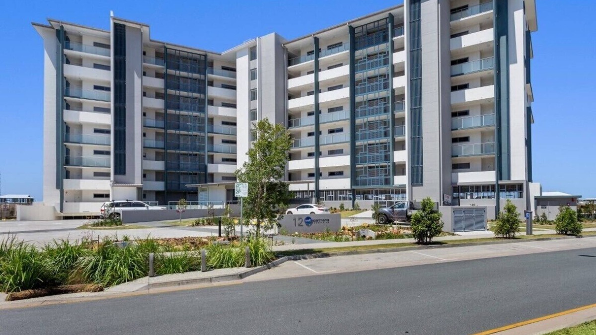 Birtinya Apartment | Salt at Oceanside