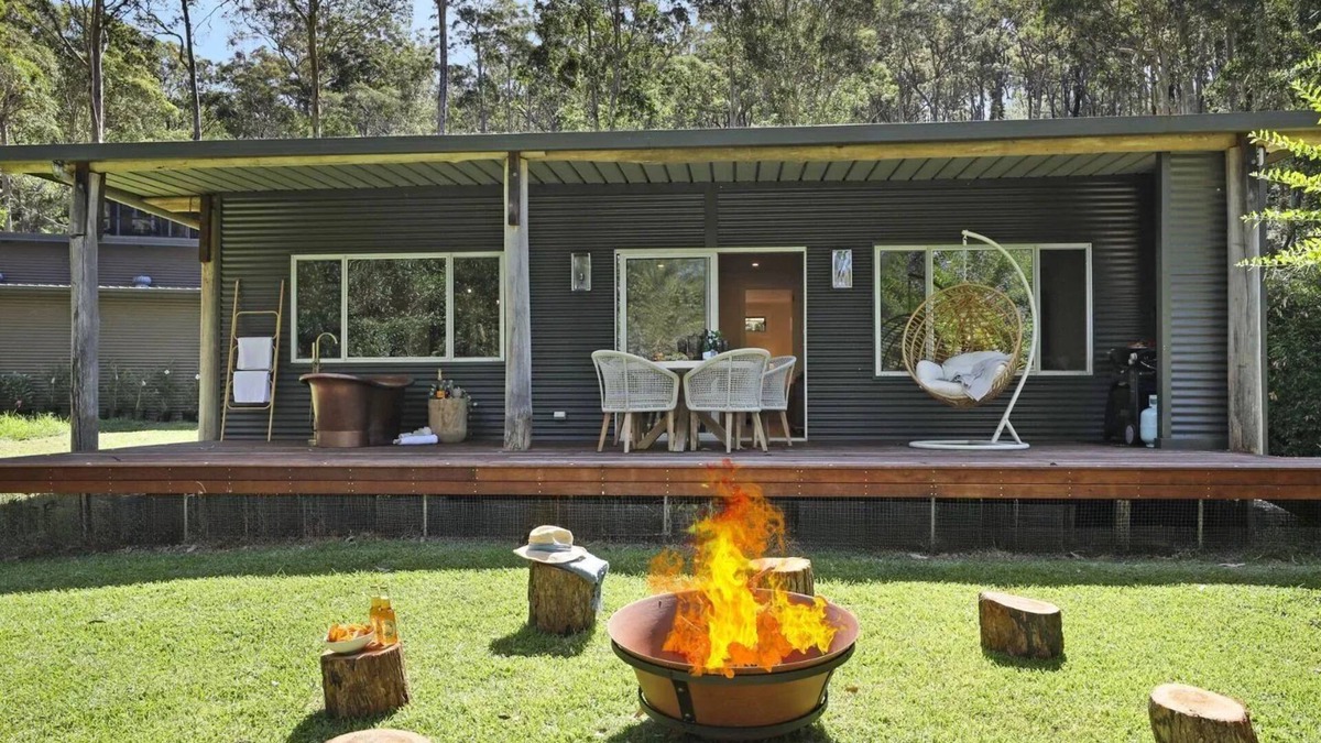 Barringella Cottage | Saltwater Creek - Wombat Hollow