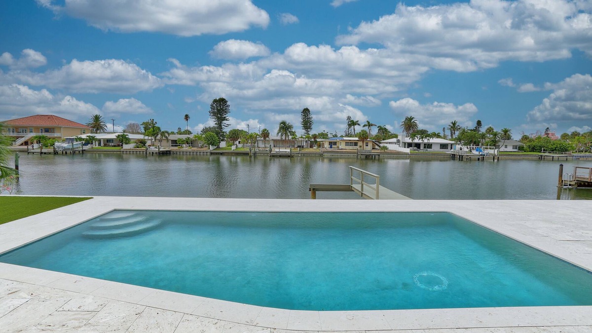 Belle Vista House | ☀Saltwater Pool🐠Fishing Dock🐶Dog Allowed🌞Parrots Cove🏠Single Family Home
