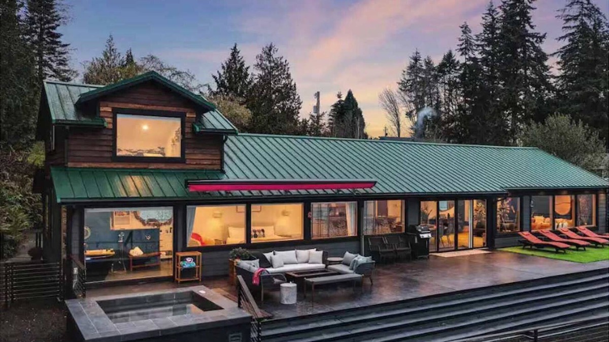Kingston House | Saltwood | Waterfront, Hot tub, Beach, Wildlife