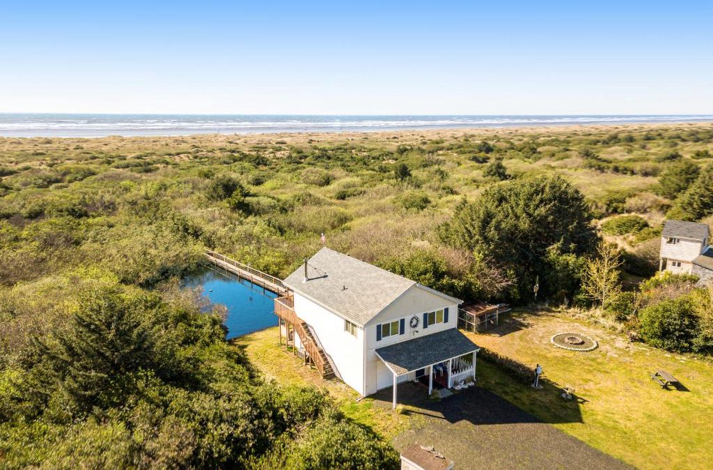 Oyehut-Hogans Corner House | Salty Kisses