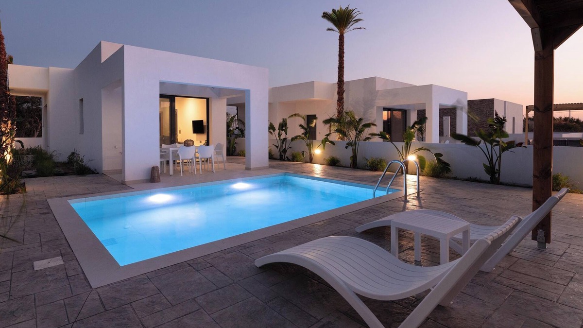 Petaloudes Villa | Salty Sun Luxury Villa 4