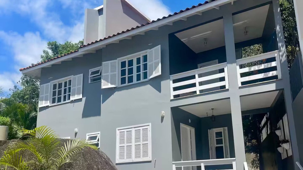 Governador Celso Ramos House | @salvadepalmassc
