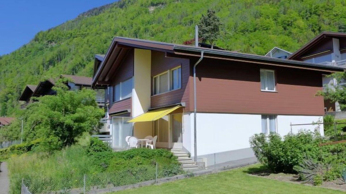 Goldswil House | Salzhubelweg by Interhome