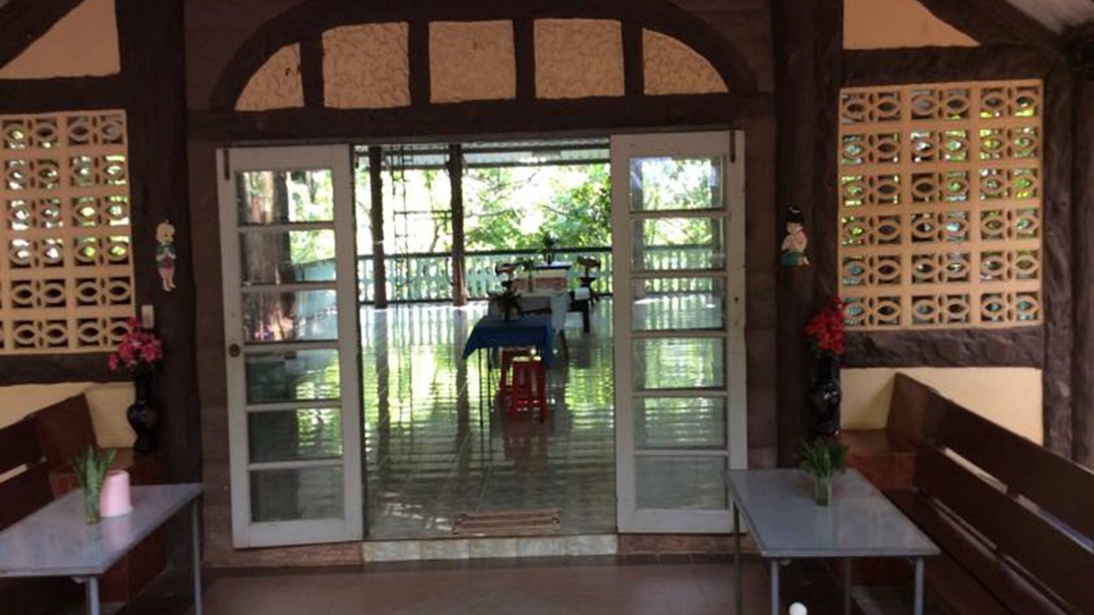 Tha Sao House | Sam's Jungle Guesthouse