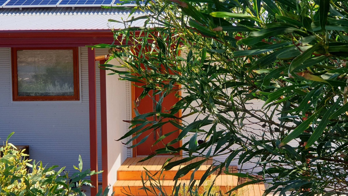 Bonney Apartment | Samphire: Coorong Accommodation - Pet and family friendly