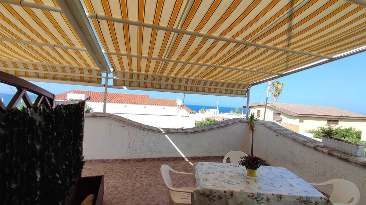 Cozze Apartment | SAMSARA MARE "SOLE" panoramic veranda in residential area, 100 m from the sea.