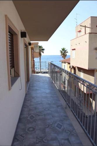 Bagnara Calabra Bed & Breakfast | Samuel Fish