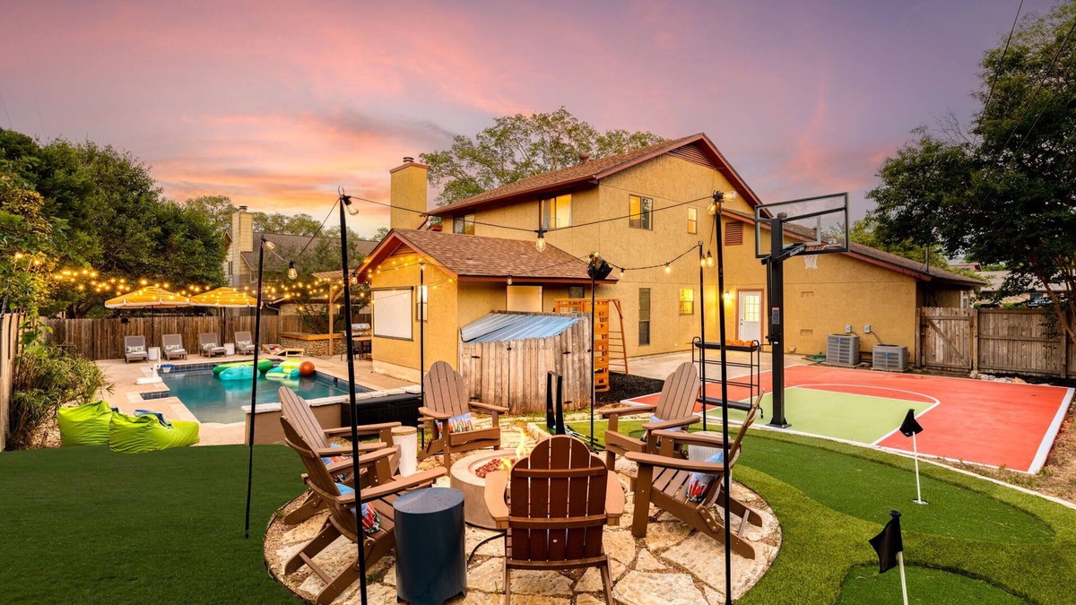 San Antonio House | San Antonio Stunner! Heated Pool, Spa, BBall Court