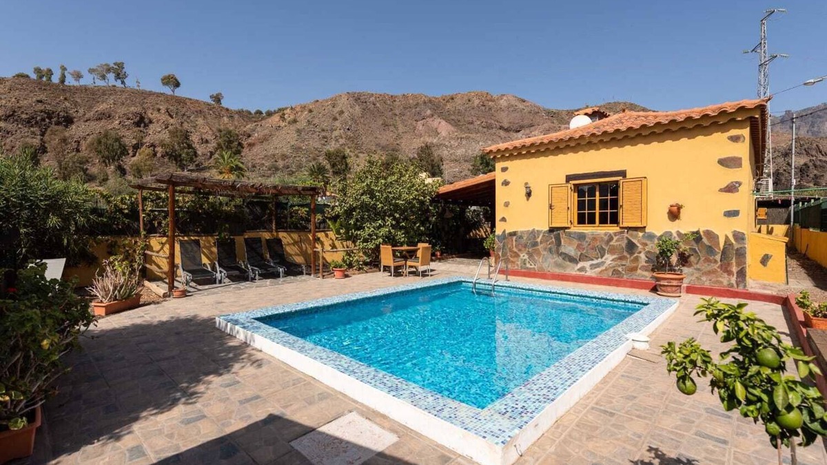 San Bartolome de Tirajana House | San Bartolome de Tirajana country house with private pool with free Wi-Fi