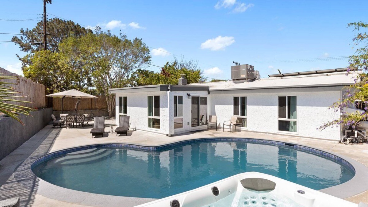 Serra Mesa House | San Diego Home close to all w/Pool and Hot tub!