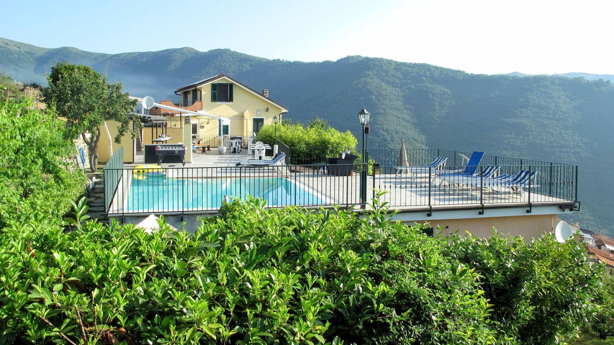 Valloria House | San Giuseppe (VLO210) by Interhome