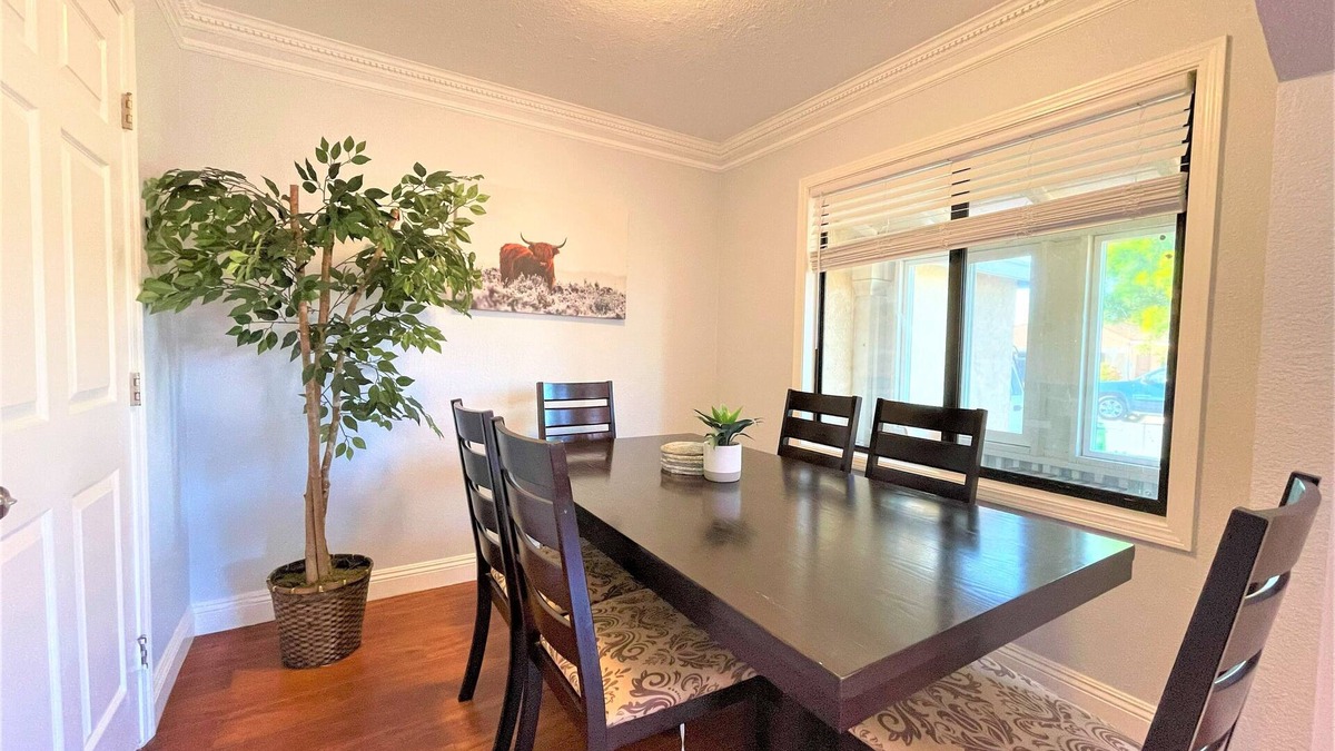 Ashland House | San Lorenzo Great location near BayFair 5Br Coze home/Greatviews