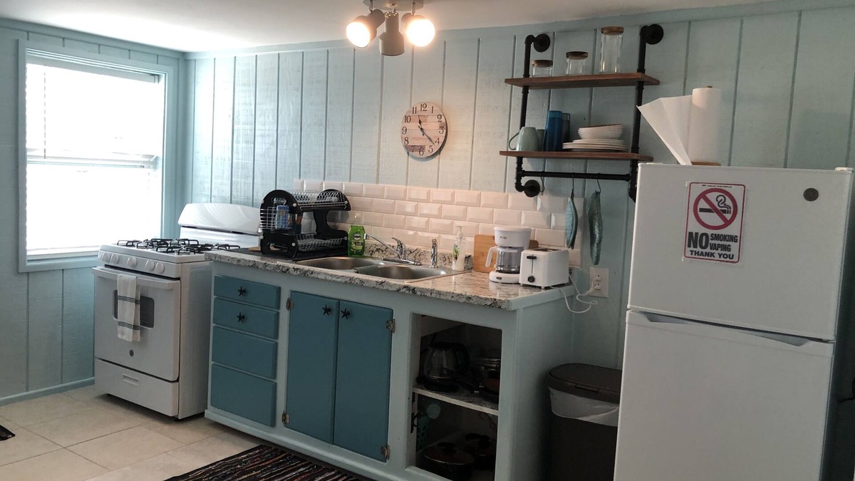 Cartwright Apartment | Sand Dollar Studio, Private Studio