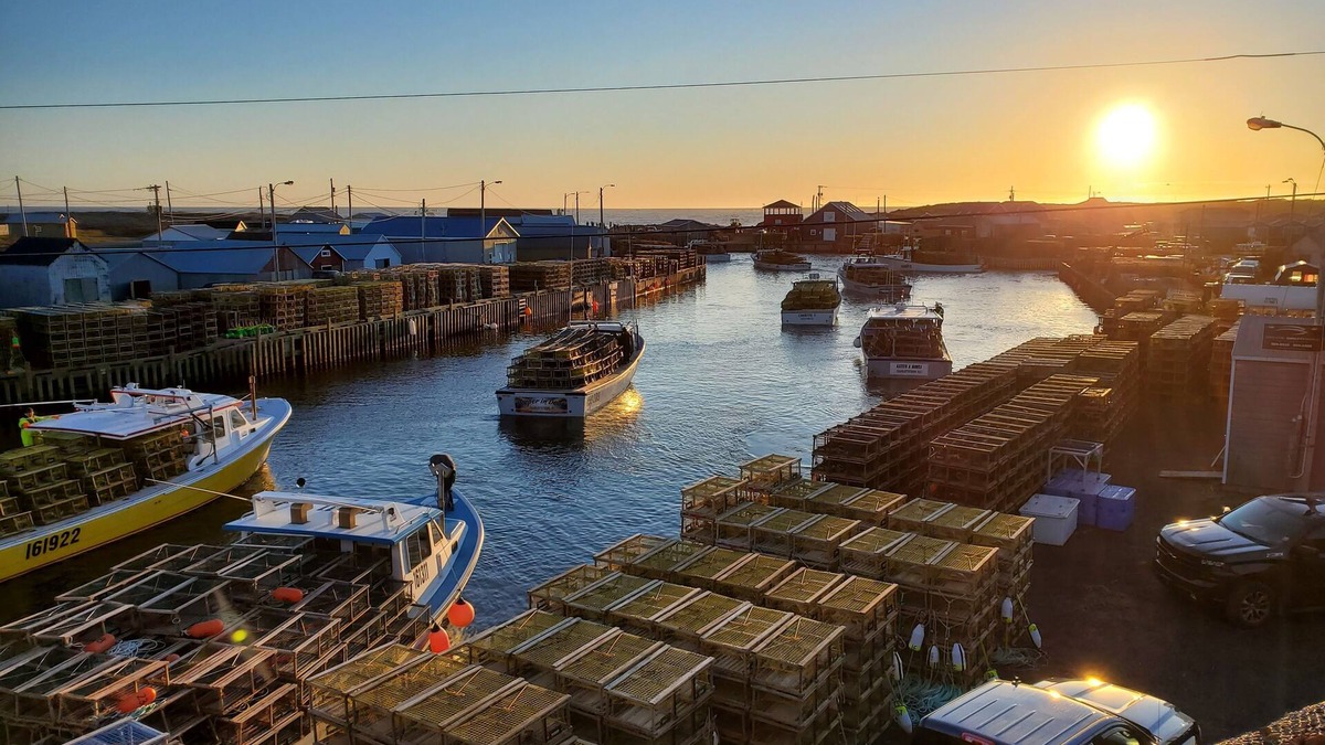 North Lake House | Sand Dunes is our Unique, Mint and Sandy Dune room