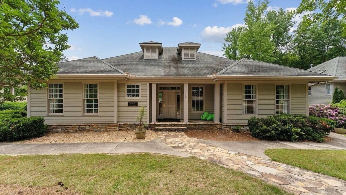 Chapel Hill House | Sand Hills Cottage at Governor's Club