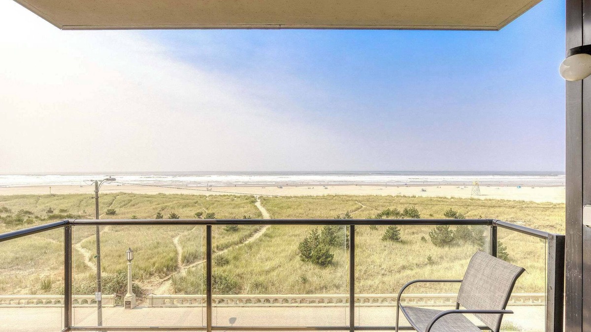 Seaside Condo | Sand & Sea (306 308) - 2x Luxury Oceanfront condos