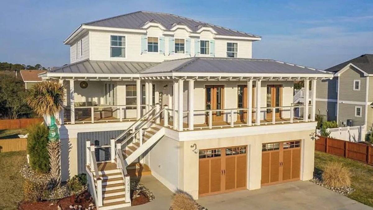 Sandbridge House | Sandbridge. Beautiful Beach Home With Direct Beach Access and Ocean Views