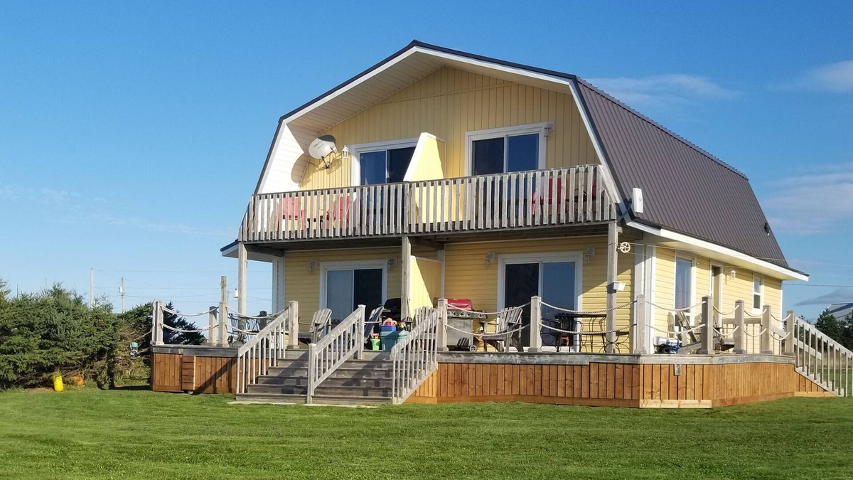 Darnley Cottage | Sandcastles Beach House - Duneside: On PEI's Best Beach!