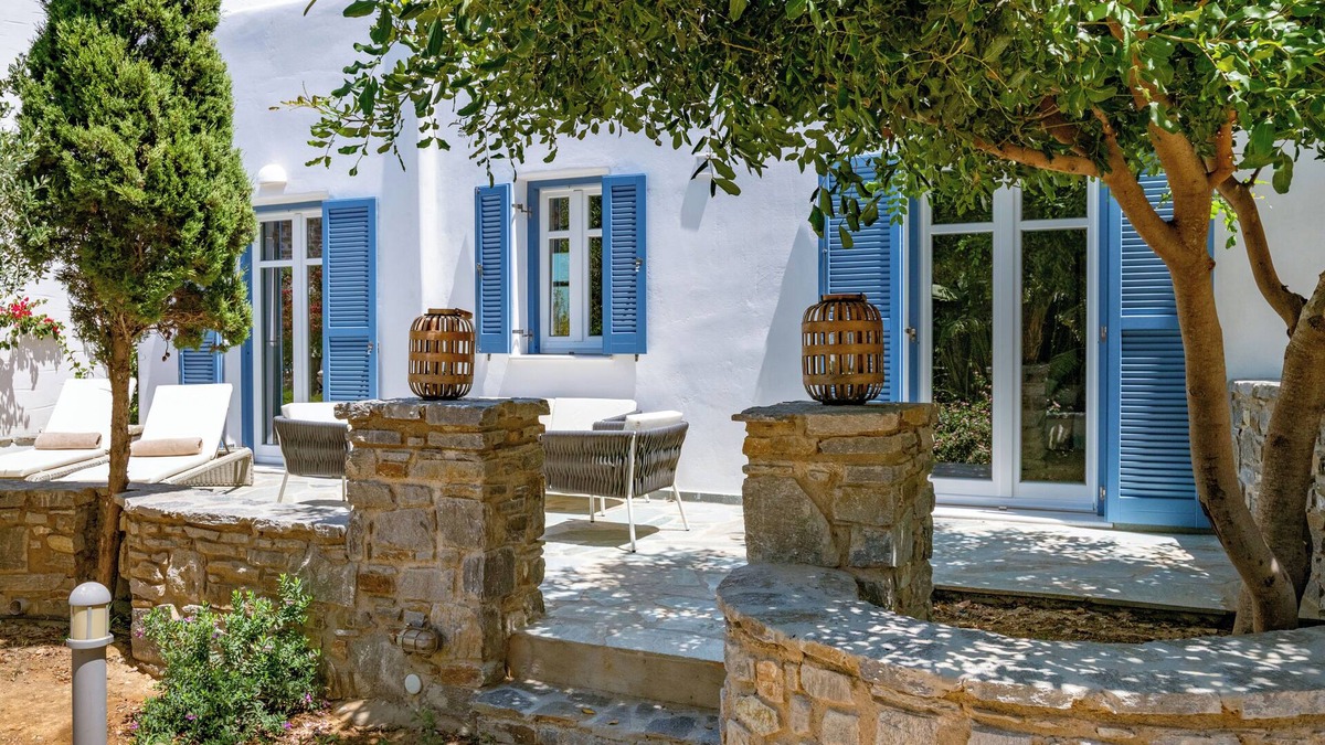 Molos Apartment | Sanders Paros Gardens - Sweet 1-Bdr Apt w Patio