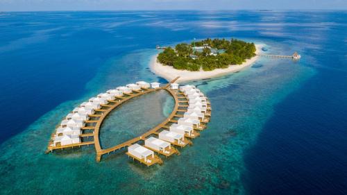 Bathala Island Resort | Sandies Bathala