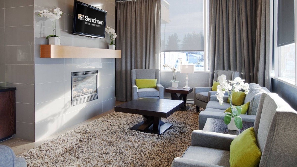 Williams Lake Hotel | Sandman Hotel & Suites Williams Lake