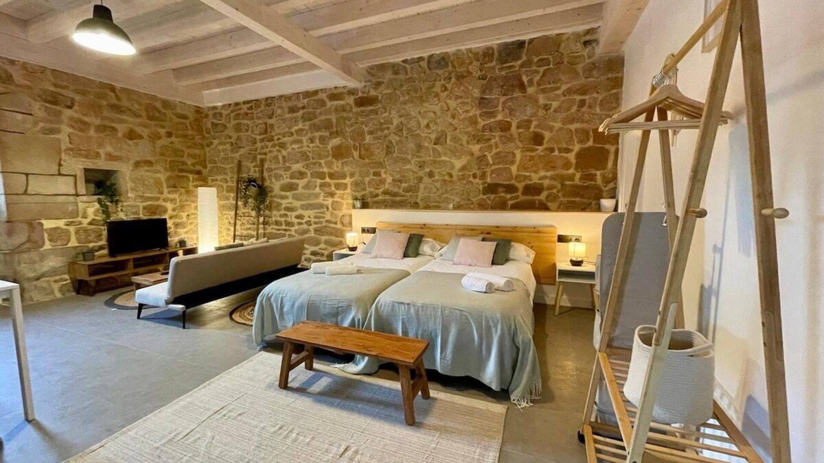 Villafufre Other | Sandoñana · by Wehomes · Old Palace Lodge DC1