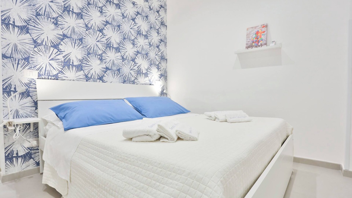 Salerno Apartment | Sandra's Apartment new cozy comfortable in the center of Salerno