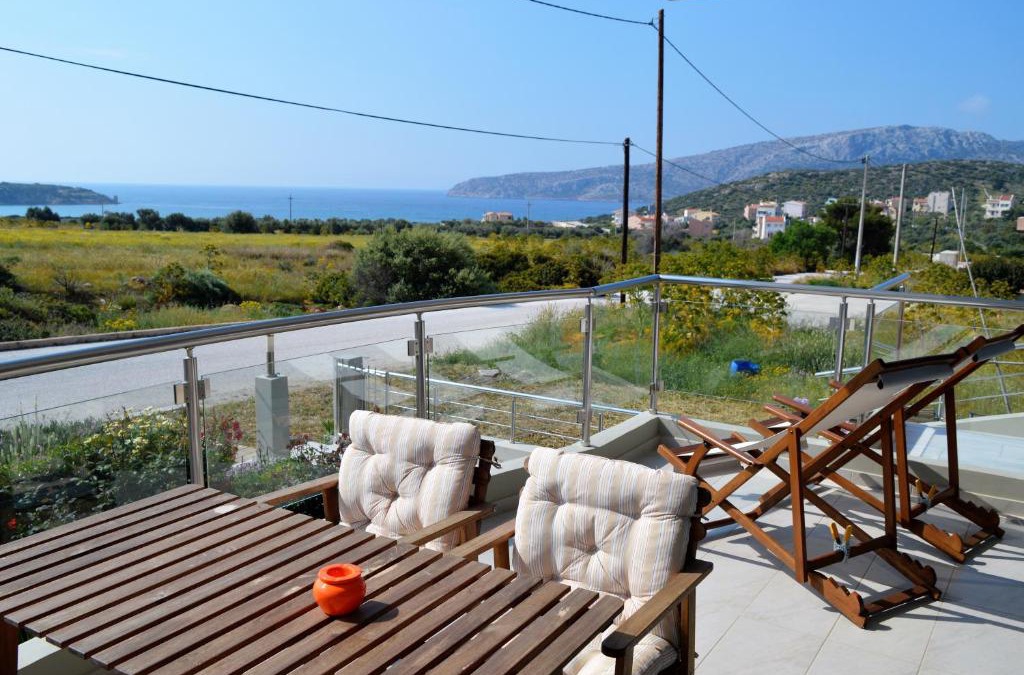 Charakas Apartment | Sandra's Sea View at Sounio