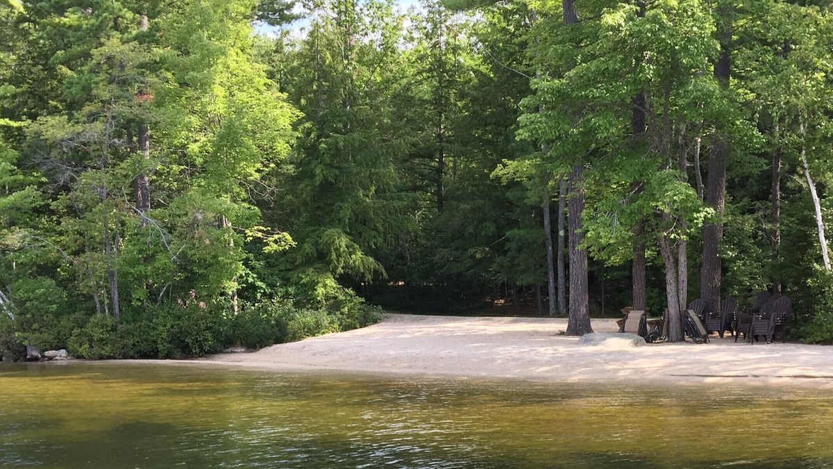 Bridgton House | Sandy beach,1st floor bedrooms, A/C, gorgeous10-acre setting, famous architect