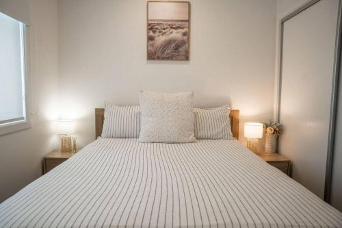 Peterborough House | Sandy feet retreat