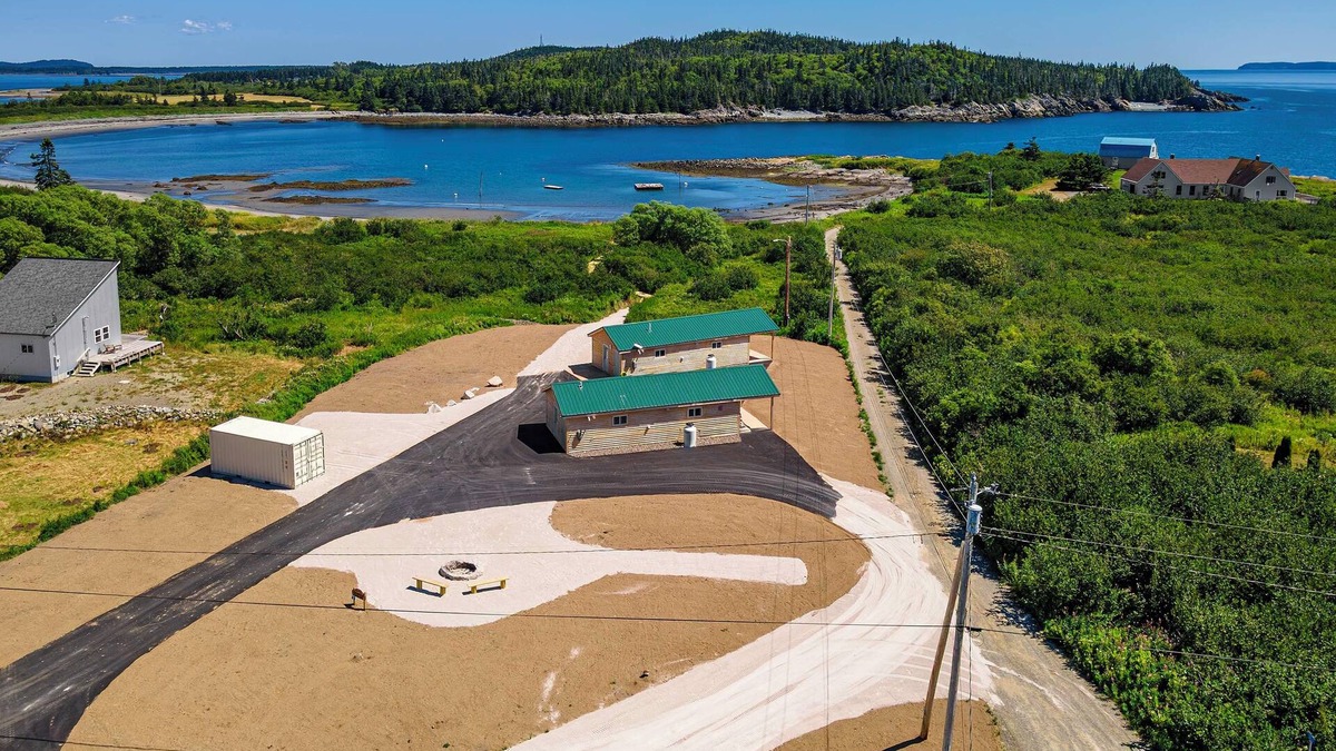 Lubec Cabin | SANDY'S BEACHFRONT CABIN B visit eastern most point in US 1 mile by state park