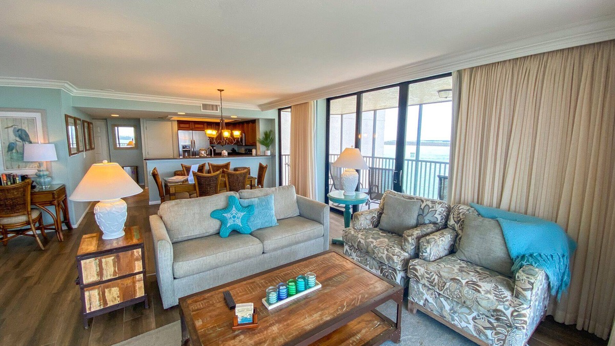 Punta Rassa Condo | Sanibel Harbour Resort Bay View Tower 837: Unwind & recharge in the wrap-around lanai.