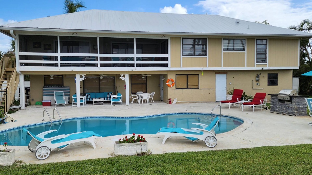 The Dunes House | SANIBEL SUN CASTLE - Splendid home, great location, heated pool, bike to beach