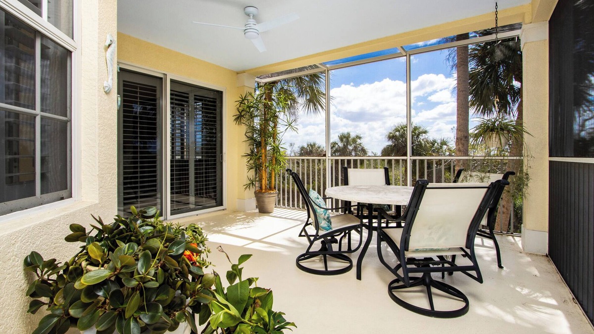 Fort Myers Beach Condo | Sanibel View 107 - a bright, luxurious end unit designed for relaxation and comfort in Fort Myers