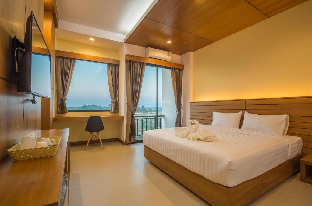 Thoeng Hotel | Sann View Hotel