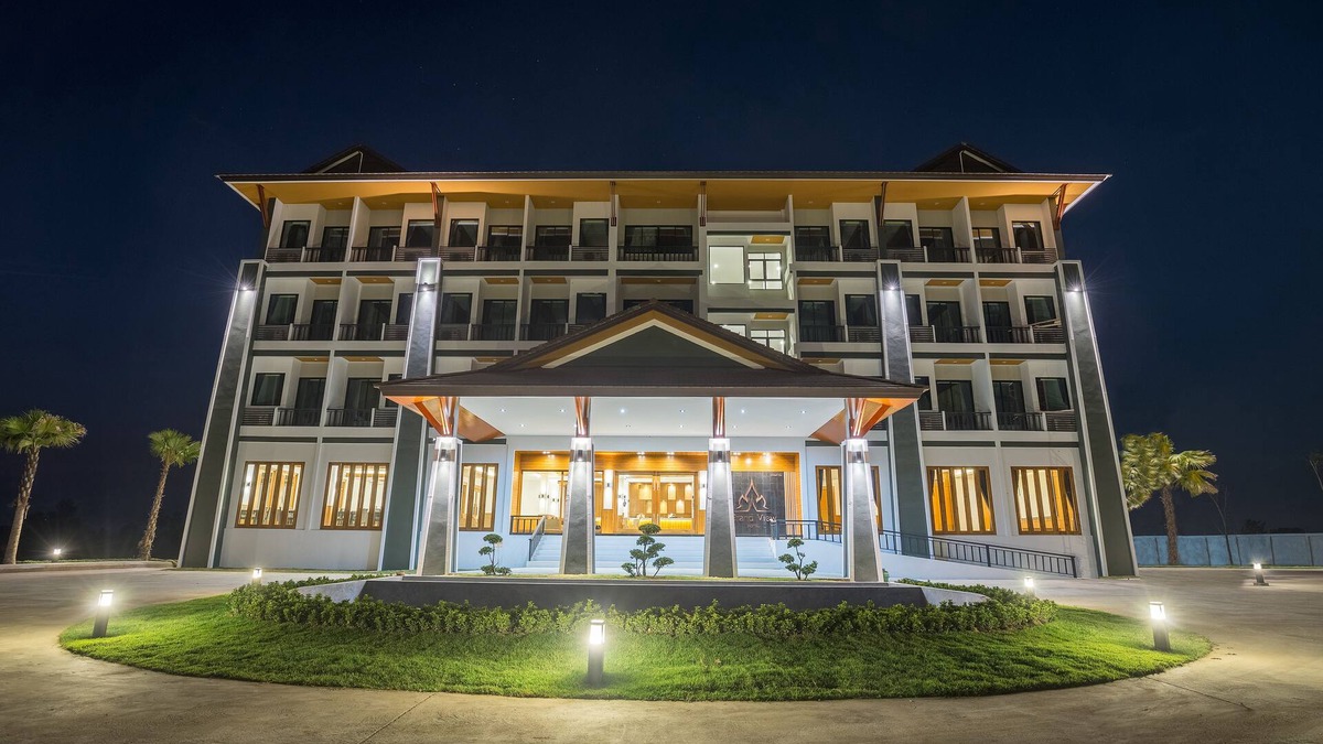 Thoeng Hotel | Sann View Hotel
