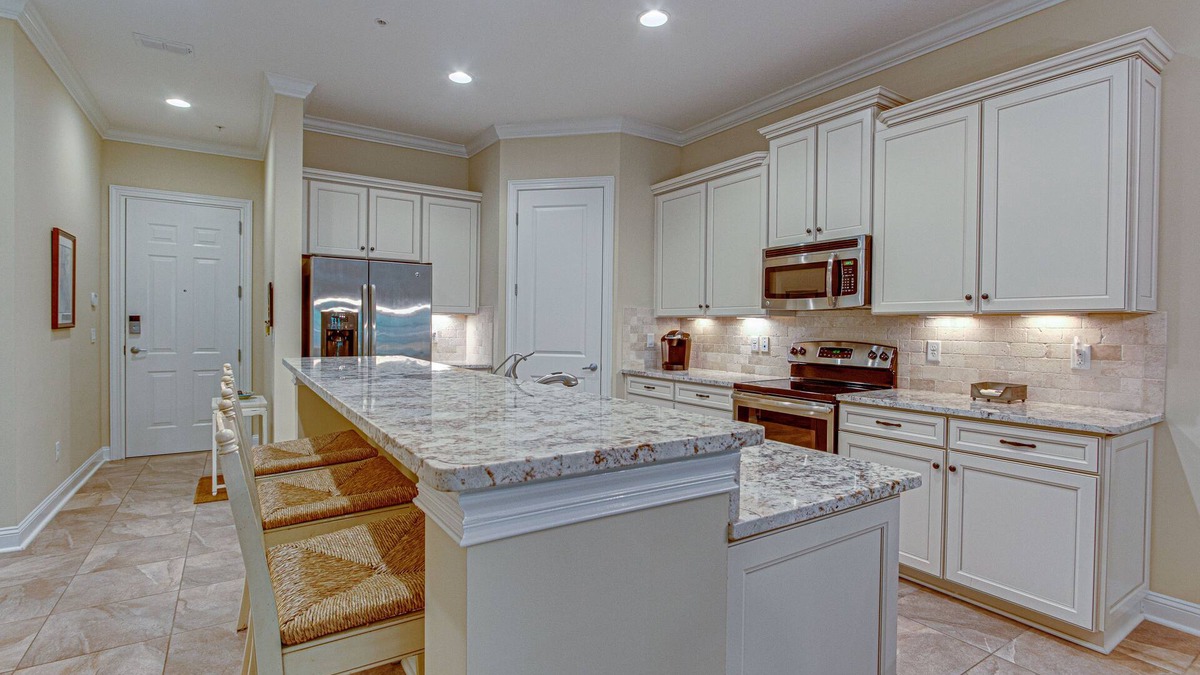 American Beach Condo | SansSouci "No Worries" Summerwoods of Amelia Condo,Walk to Beach! OR Enjoy Pool!