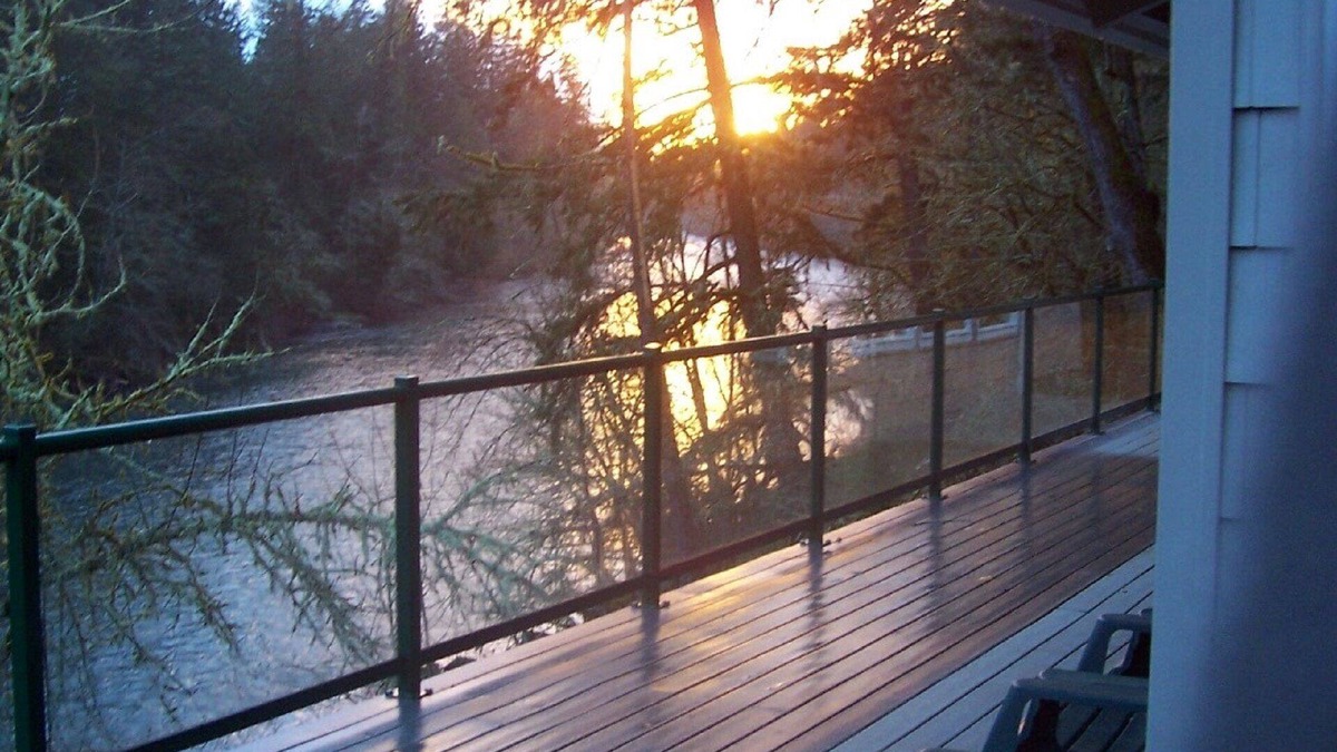 Lyons House | "Santiam RiverHaus-Waterfront Home near Salem. “Magic” We Will Be Back!