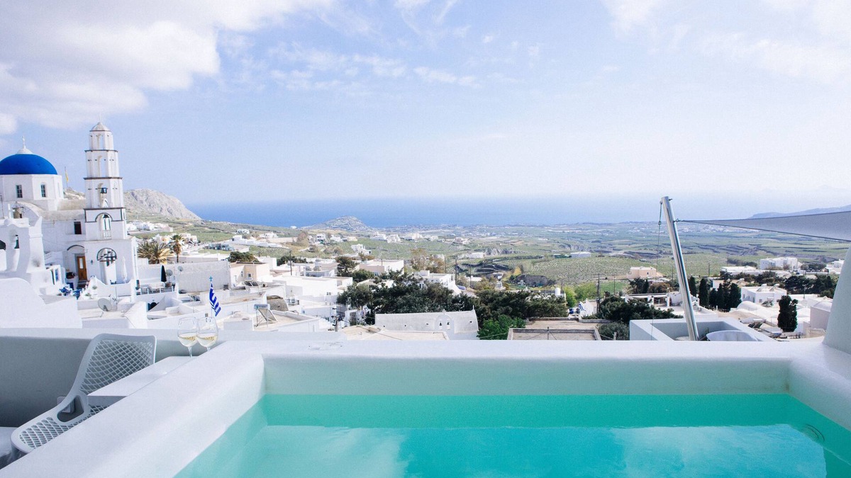 Pyrgos Hotel | Santorini Dreams Villas