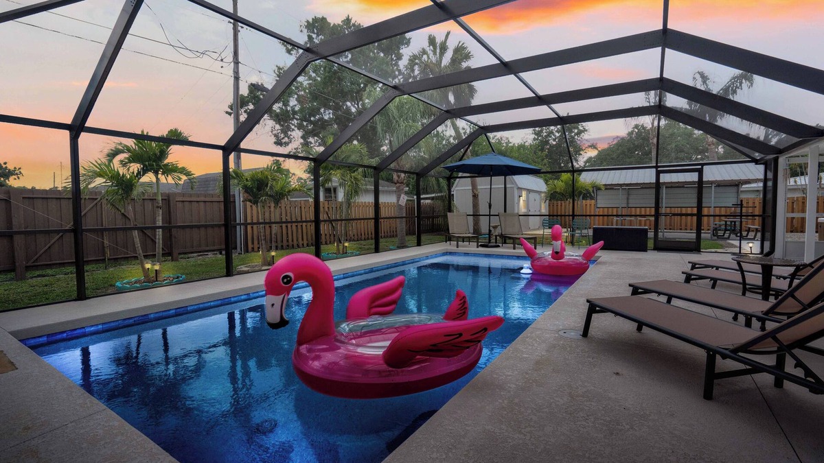 Sarasota Springs House | Sapphire Cove- 2BD/2BA Heated Saltwater Pool