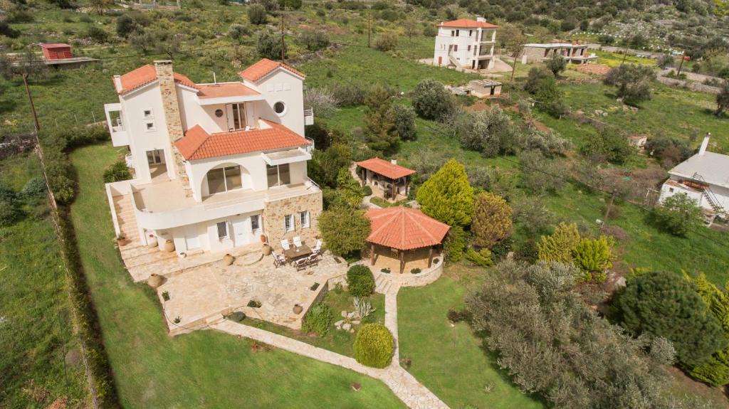 Kymi-Aliveri Villa | Sapphire Villa